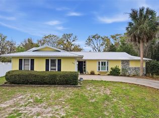 203 N McGowan Ave, Crystal River, FL 34429