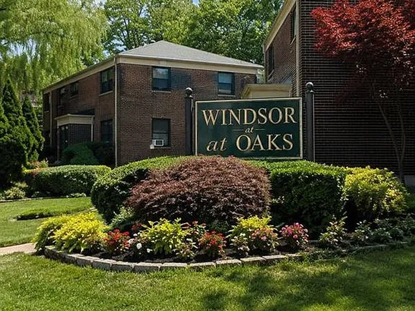 219-58 75th Ave #232AI, Oakland Gardens, NY 11364
