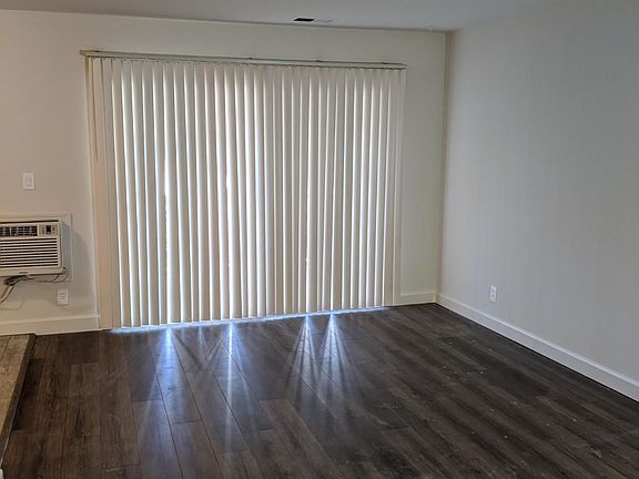 5th image of 155 Acalanes Dr APT 18