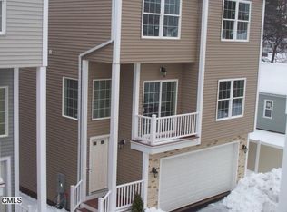 189 Seaside Avenue Unit #5, Stamford, CT 06902