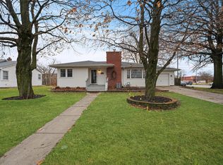 1720 W Acres Rd, Joliet, IL 60435