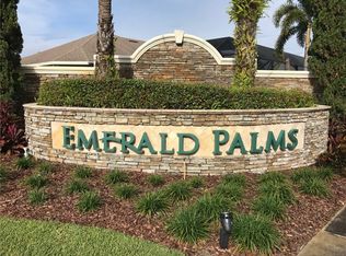 4555 Emerald Palms Dr, Winter Haven, FL 33884