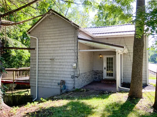 623 Elmira Rd, Ithaca, NY 14850