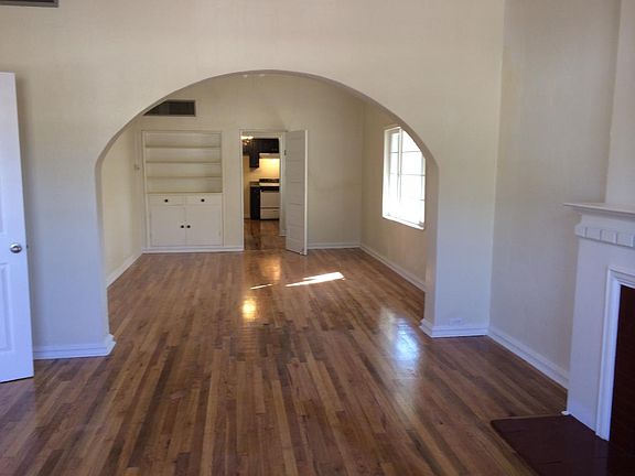 3rd image of 638 Stewart Ct