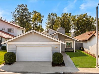 17 Atlanta, Irvine, CA, 92620