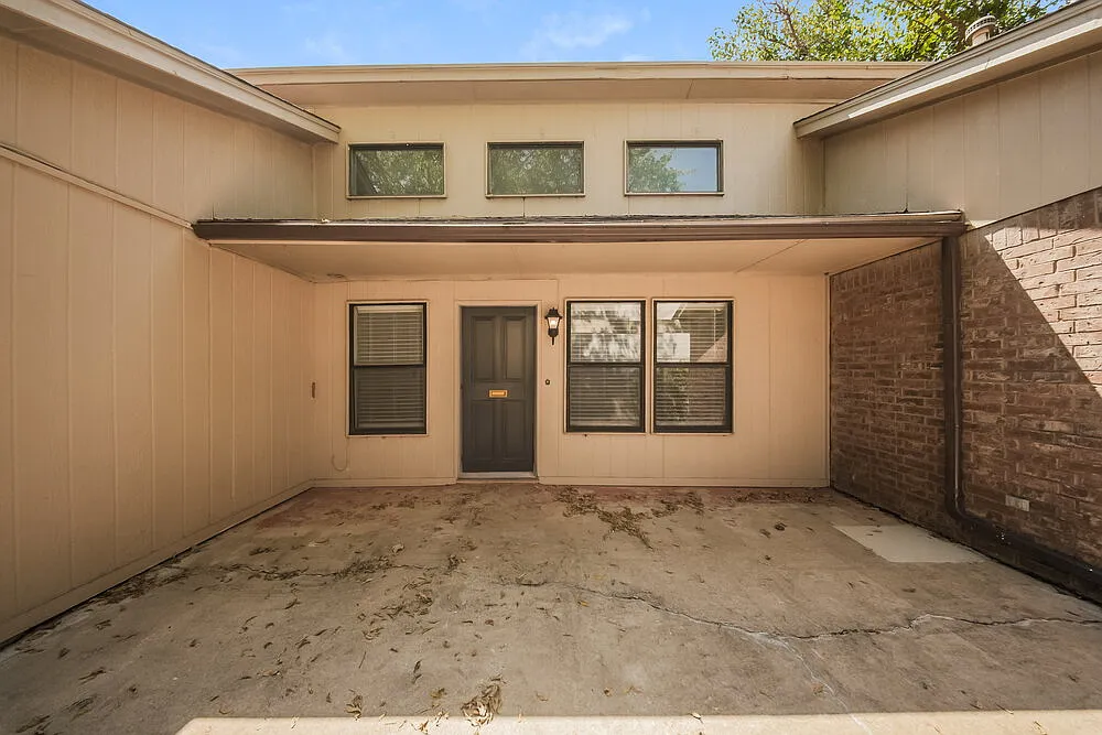 2 bed, 2.0 bath, 1120 sqft, $1,370 — Photo 3