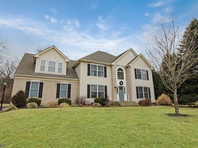 2 Tara Ct, Hardwick, NJ, 07825