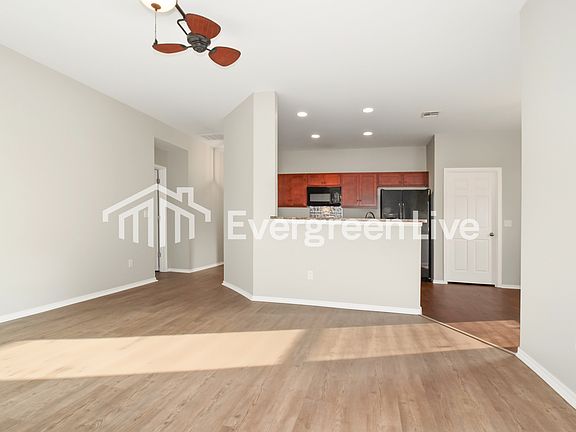 2nd image of 451 NE 19th Pl