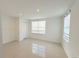 924 Marseille Dr APT 38, Miami Beach, FL 33141