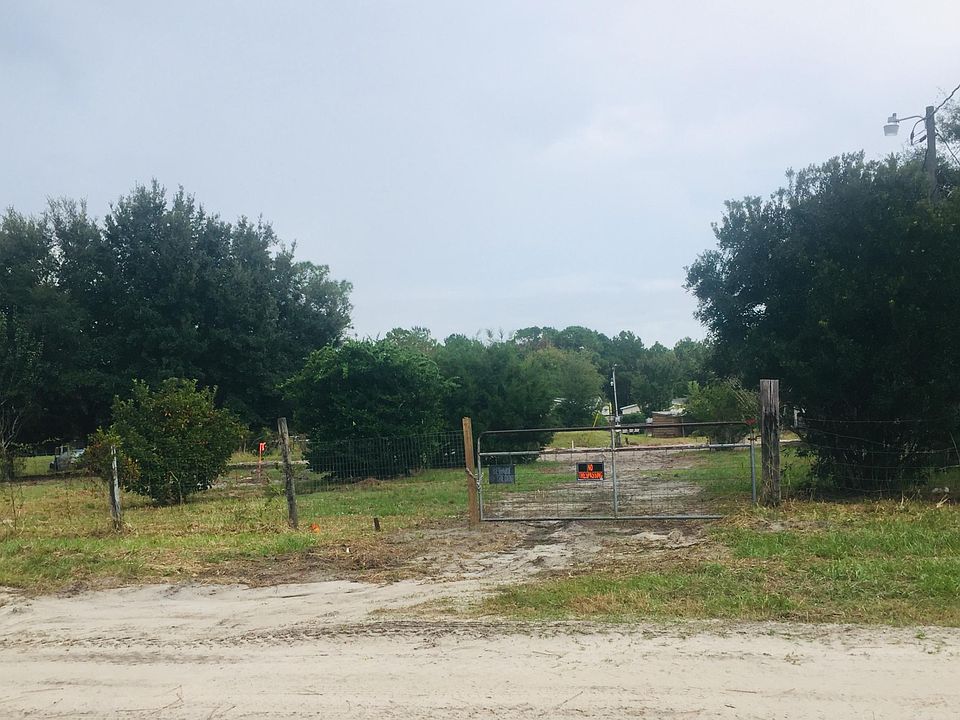 2nd image of 5052 Timberwood Trl