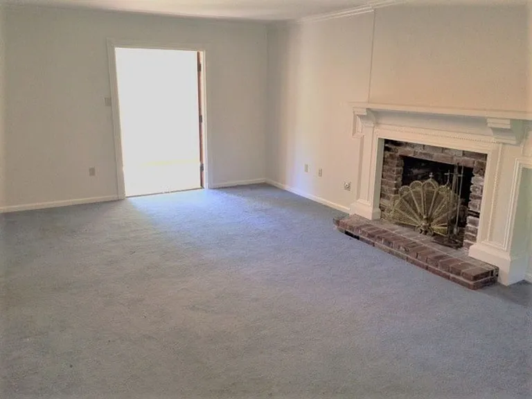 7656 Rienzi Blvd — Photo 16