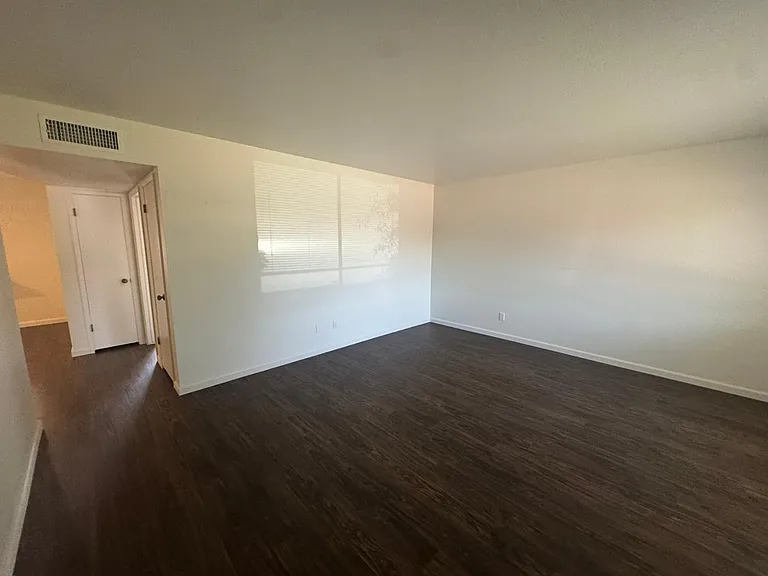 8216 E Keim Dr — Photo 5