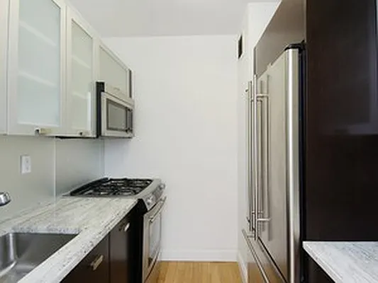 Rented by Corcoran | media 25