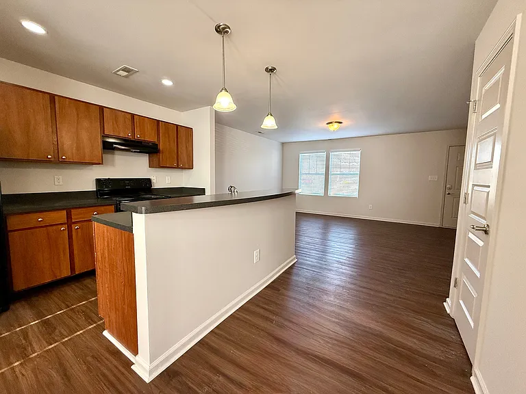 Madison - Kitchen