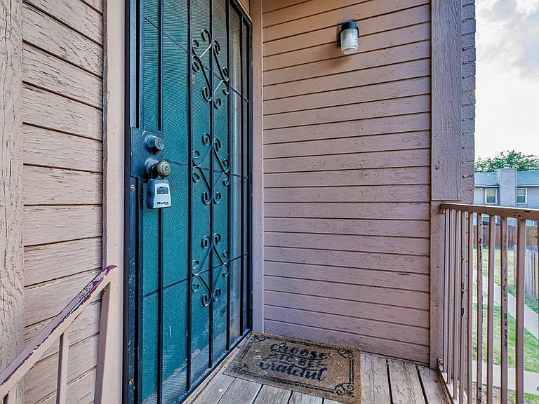4700 Boulder Dr #1206 — Photo 5