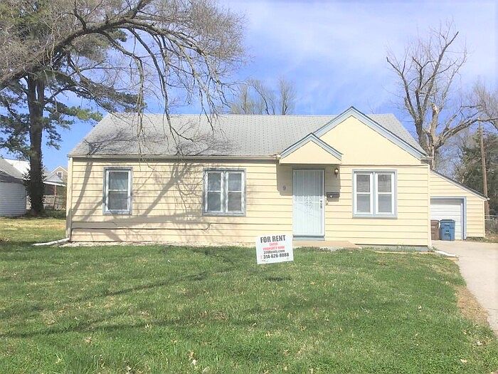 1st image of 9 Dadebridge Ct