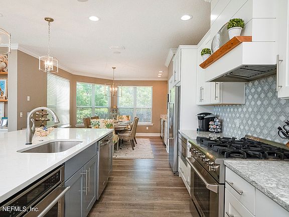 5th image of 532 Turnberry Ln