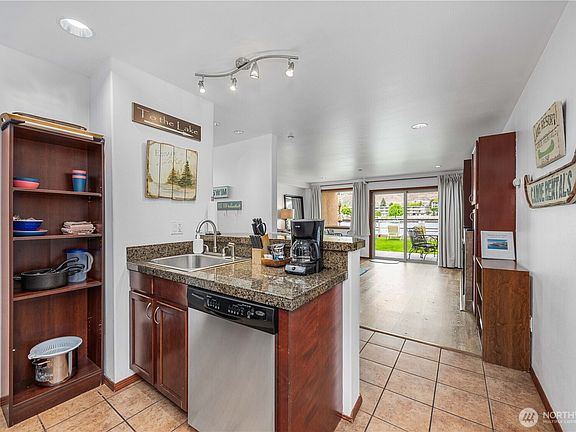 3rd image of 322 W Woodin Avenue #615