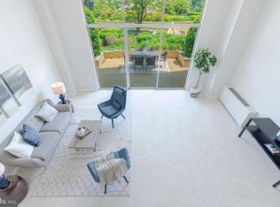 1200 N Nash St APT 232, Arlington, VA 22209