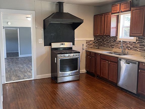 kitchen & opening into 2nd living quarters