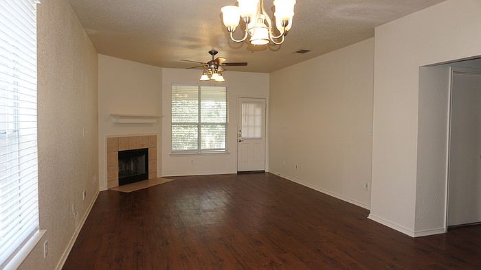 1st image of 8716 Arcadia Park Dr
