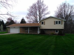 5900 Richville Dr SW, Navarre, OH 44662