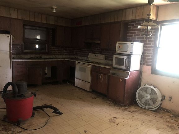 5th image of 2734 Brandeis Dr