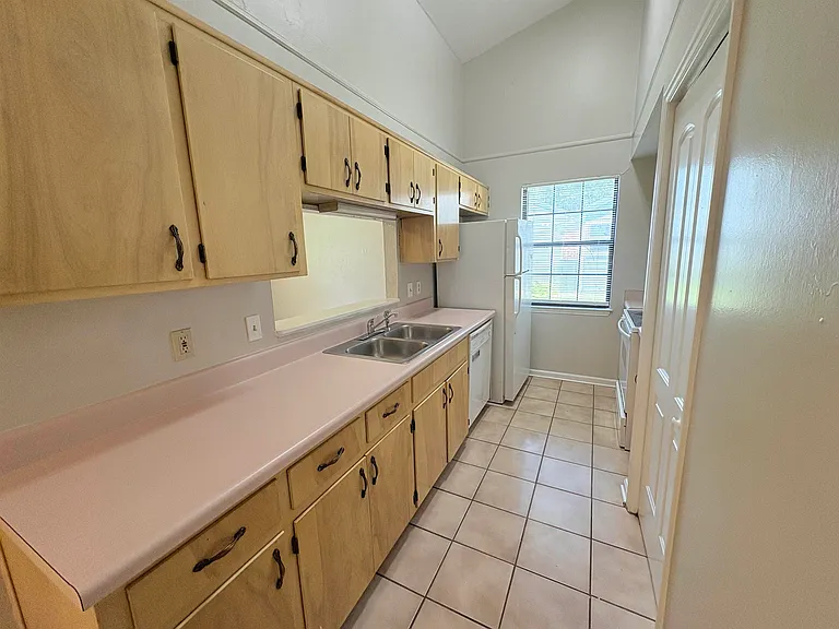 3245 Mound Dr — Photo 8