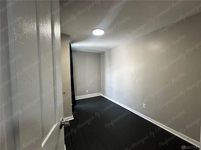 534 Homeview Ave — Photo 32