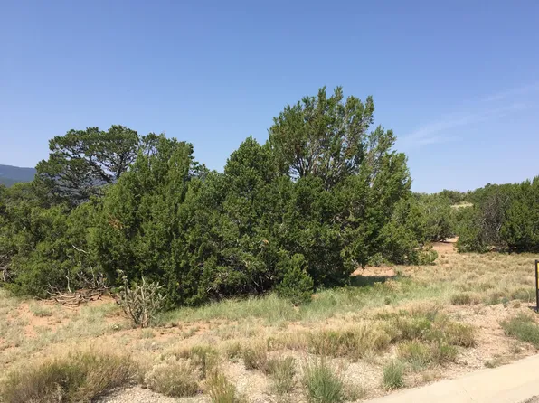 7 Zia Ct, Sandia Park, NM 87047