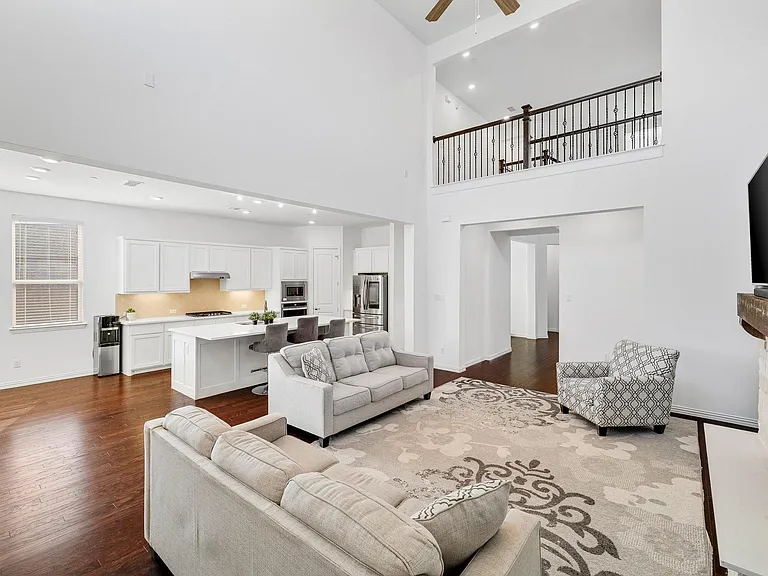 851 Orchard Dr — Photo 15