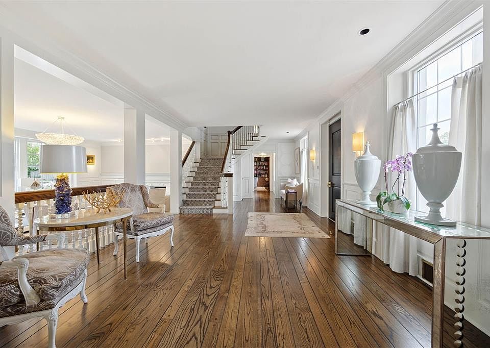 みー　house on the hill Walkthrough This Hill V Modern Farmhouse Model Home in