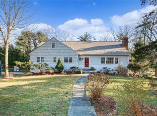 930 Protano Ln, Mamaroneck, NY 10543