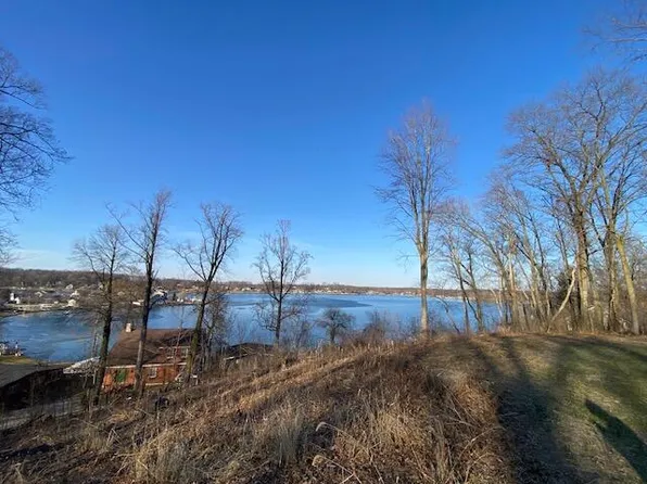 3 Donnell Lake St, Vandalia, MI 49095