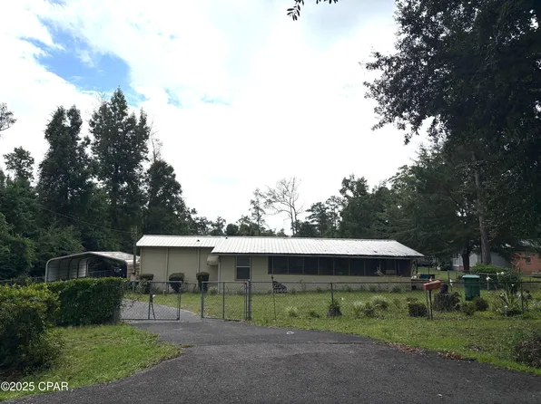 1966 Lockey Ave, Sneads, FL 32460