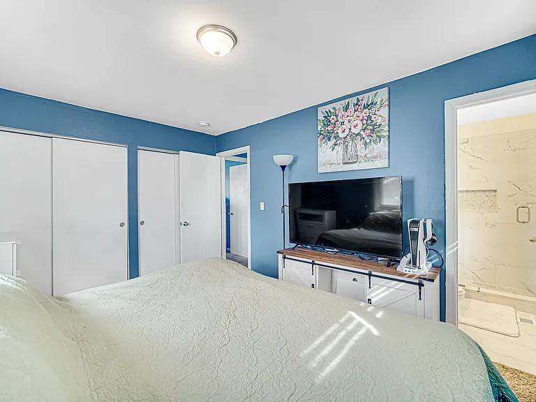 310 Maricopa Ln — Photo 5