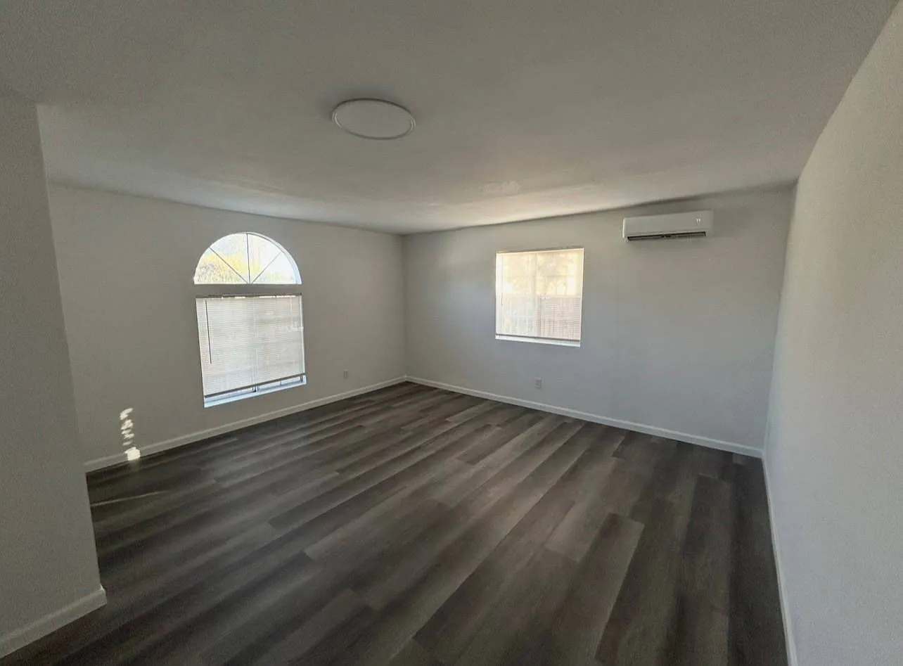 Clearcrest Dr, Baldwin Park — Photo 2