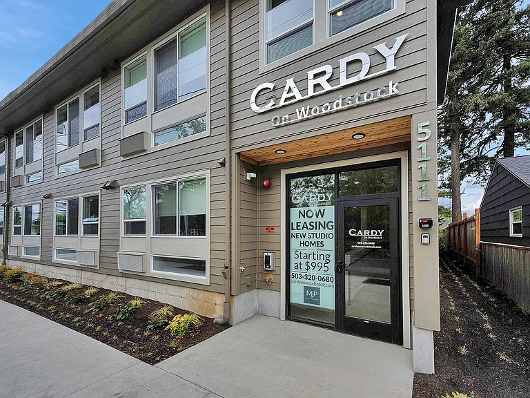 Cardy on Woodstock — Photo 31