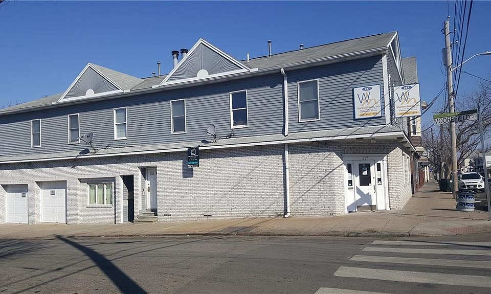 1st image of 297 Pocasset Ave