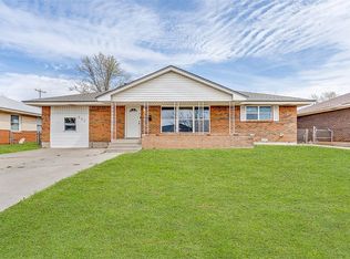 237 W Coe Dr, Midwest City, OK 73110