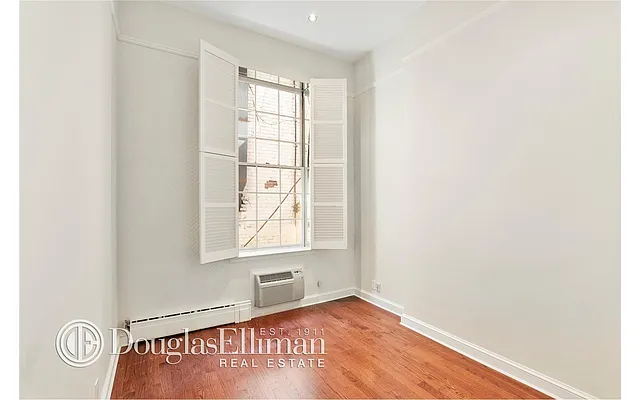Rented by Douglas Elliman | media 8