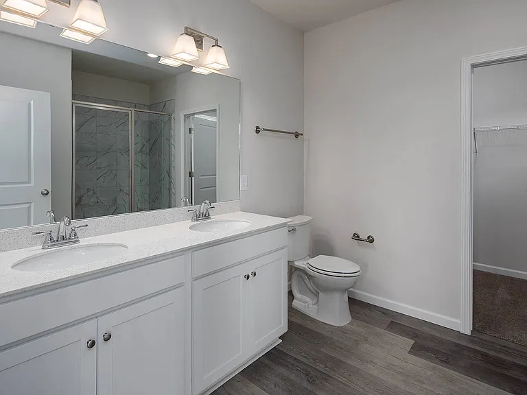 Crest at Burkitt Ridge Apartments — Photo 18
