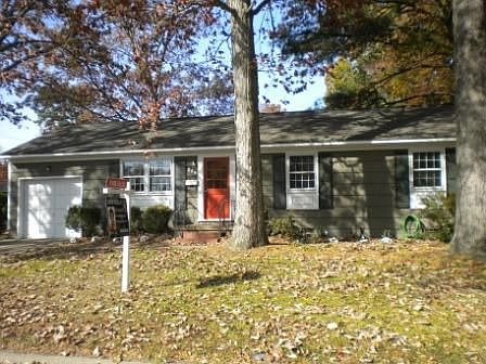 1st image of 239 Robinson Dr