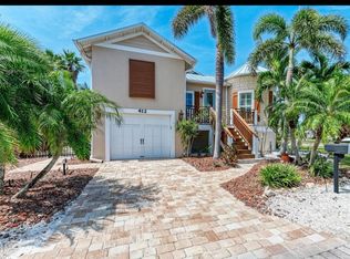 412 73rd St, Holmes Beach, FL 34217