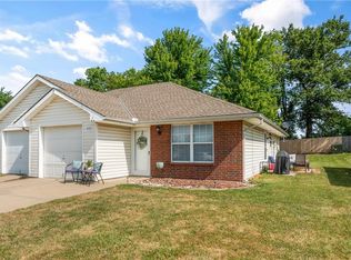 808 NW Willow Dr, Grain Valley, MO 64029
