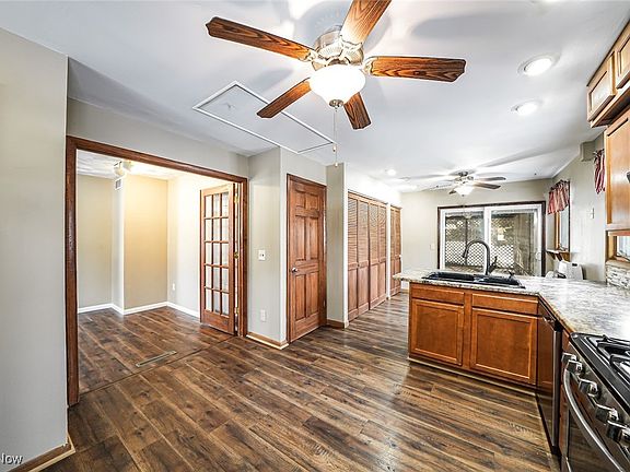 5th image of 2188 Elmwood Ave