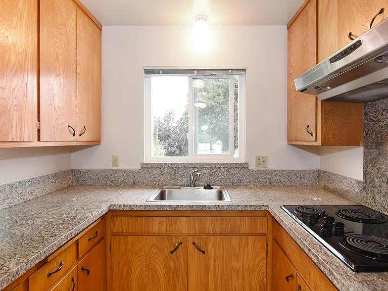 414 Cornell Ave #2 — Photo 2