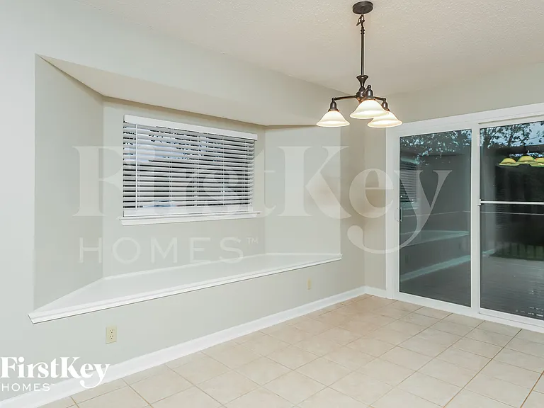 15975 Tampke Pl — Photo 5