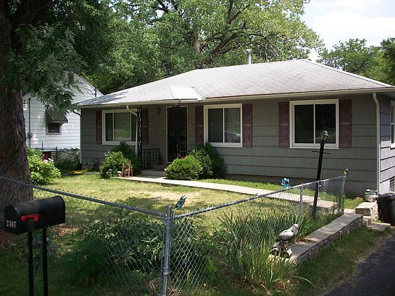 2nd image of 2307 N 35th St