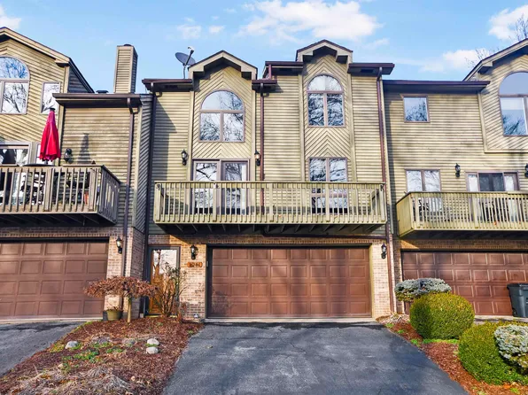 1041 Greystone Cir, Morgantown, WV 26508